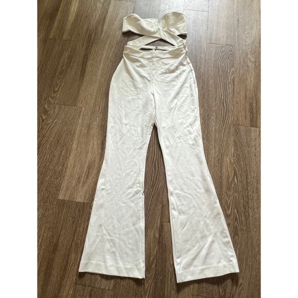 NBD Kieran Jumpsuit White Ivory Cut out Criss Cross medium - Picture 9 of 12